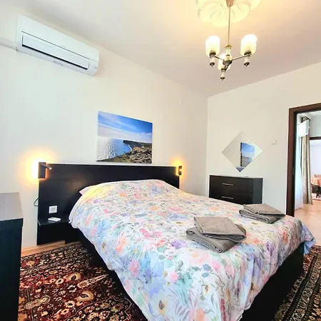 Comfortable Family With Parking *