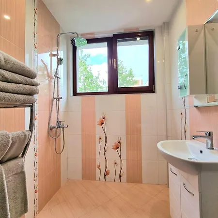Comfortable Family With Parking Апартаменты *